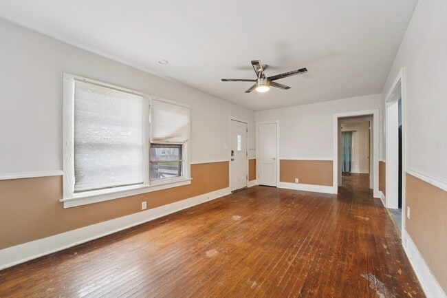Photo - 5224 Bernardo De Galvez Ave
