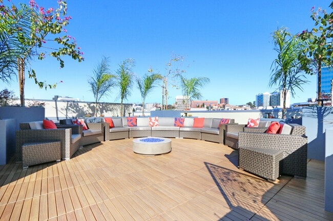 Photo - Gayley + Lindbrook