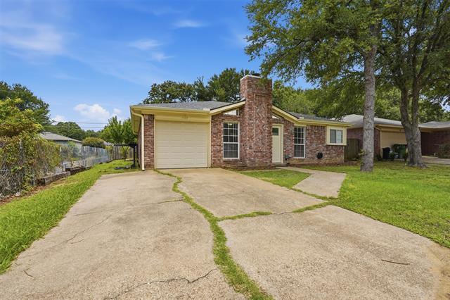 Photo - 1122 Hidden Creek Dr