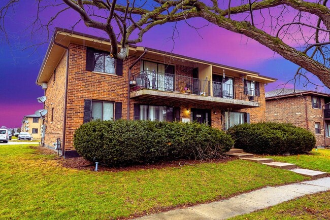 Photo - 14821 Kilpatrick Ave Condo Unit 1E