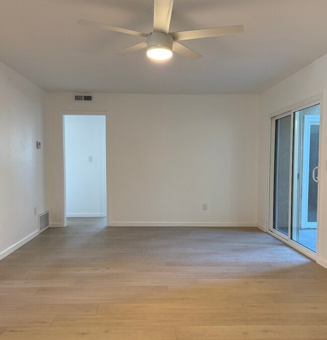 Photo - Glentana Apartments