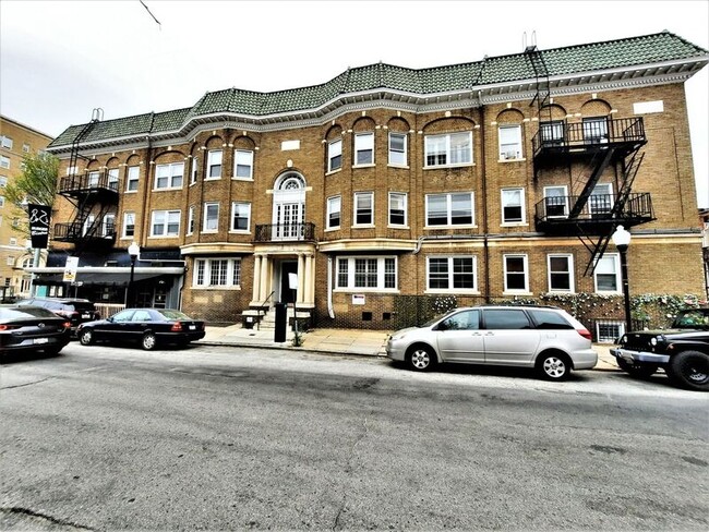 Photo - 3101 St Paul St Unidad #3 Rental