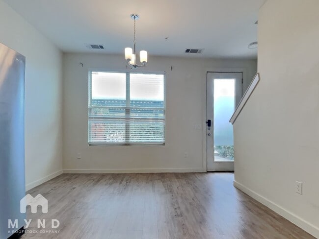 Photo - 7805 Cooper Ln