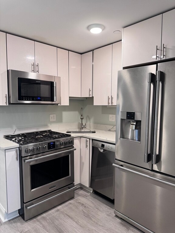 Building Photo - 179 Rindge Ave Unit 1R Rental