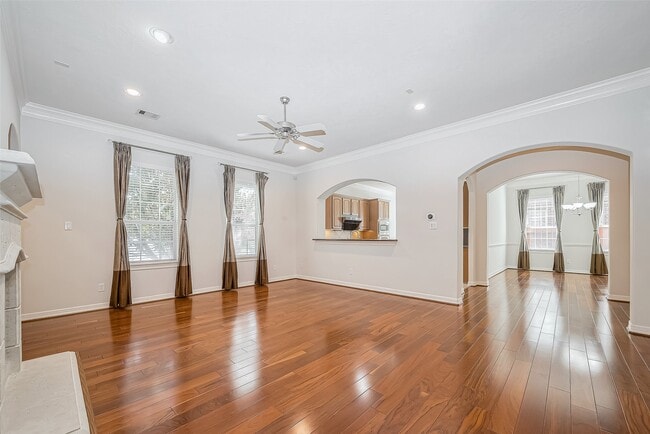 Photo - 1522 Olive Park