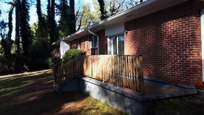 Photo - 3644 Stone Rd SW