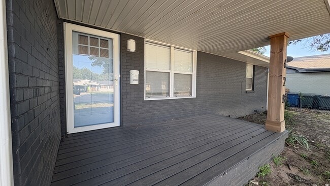 Photo - 628 N Broadway