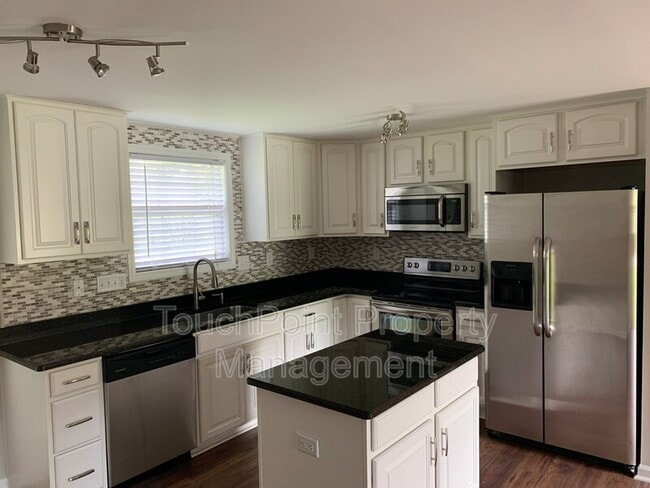 Photo - 15210 Hus McGinnis Rd