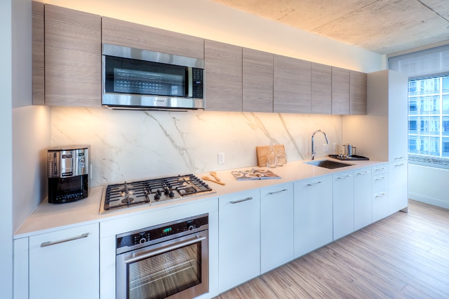 Photo - 175 N Desplaines St