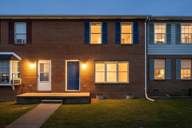 Photo - 513 Buckingham Dr