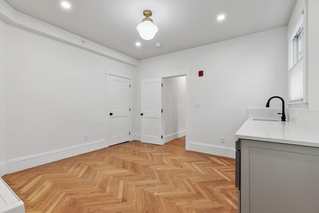 Photo - 32 Beacon St Unit 1B