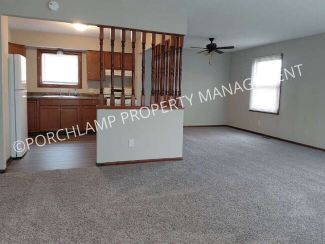 Photo - 3142 Kalamazoo Ave SE