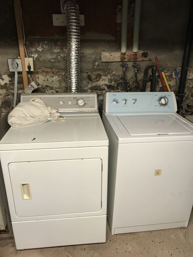 Photo - 72 Mechanic St Unit 2