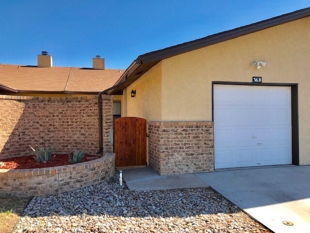 Building Photo - Remodeled, Granite Countertops in Kitchen ... Rental