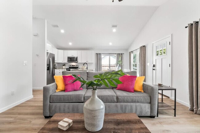 4577 Sixth Avenue-SI ID1578596P