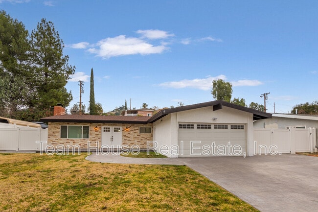 Building Photo - 27220 Seco Canyon Rd