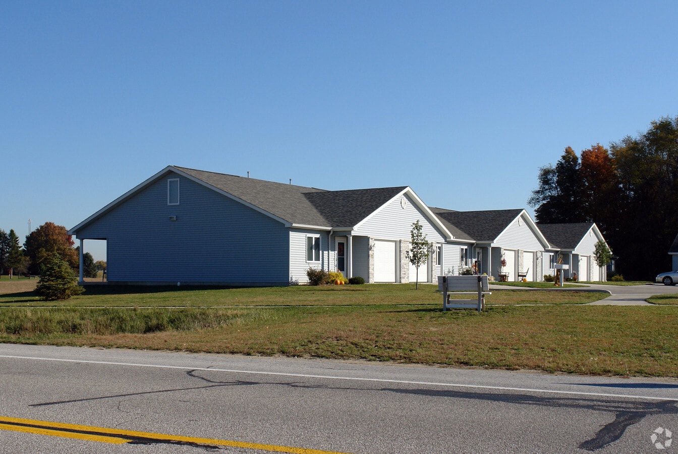 Photo - Lockport Villas