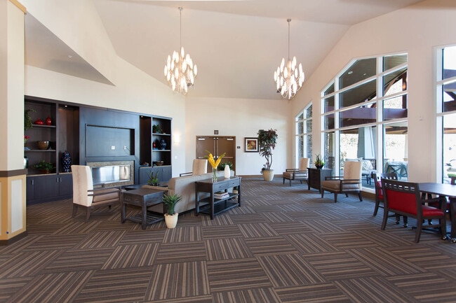 The Lodge at Morgan Hill Apartments