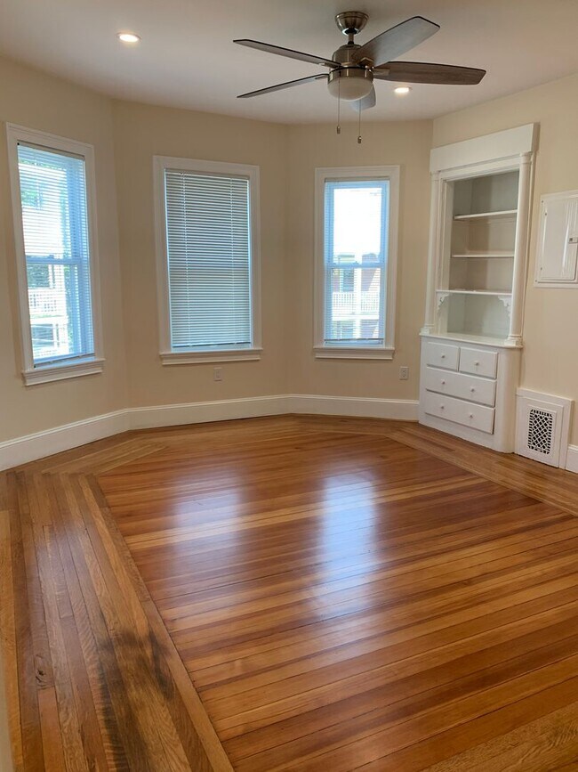 Photo - 801 Somerville Ave Unit 2