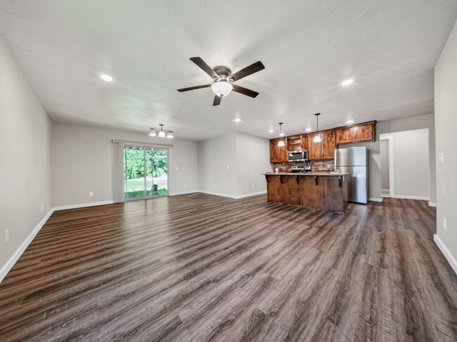 Photo - 1420 S Treetop Ct