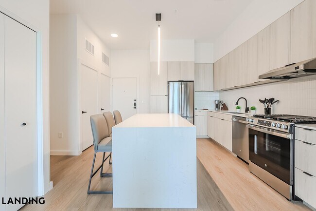 Photo - 2623 Keene St Unit 513