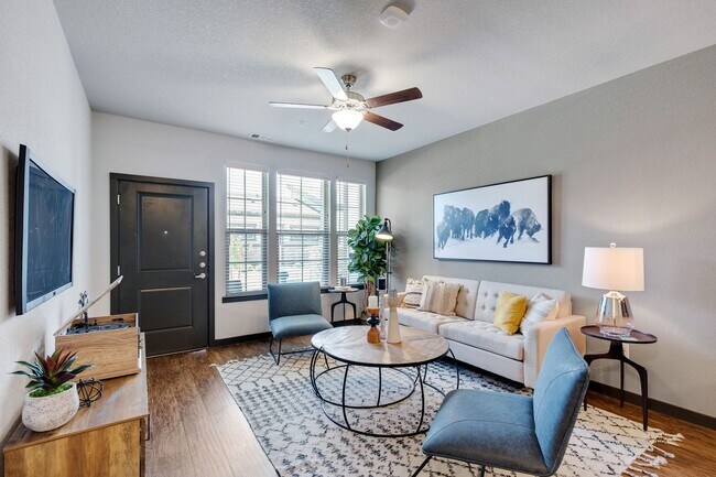 Springs at Deer Valley Apartments For Rent in Phoenix, AZ