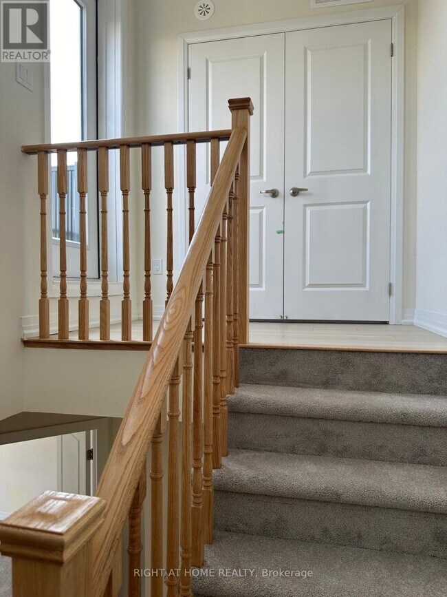 Photo - 245 McLevin Ave