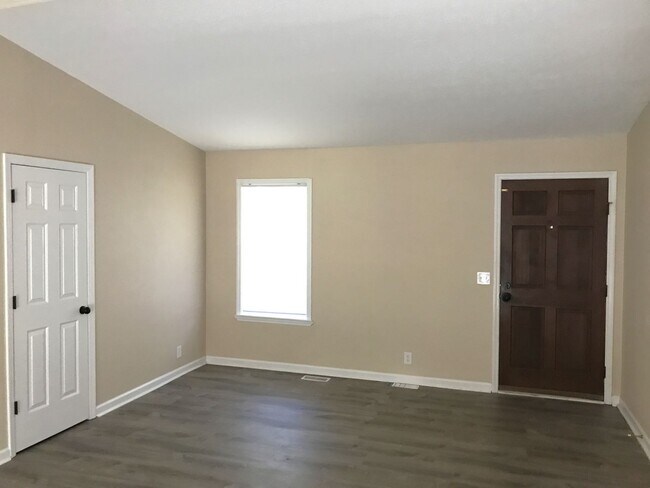 Photo - Move-In Ready 3 Bedroom 2 Bath Home in Ant...