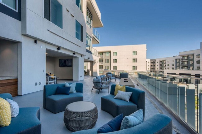 4890 Sunroad Centrum Ln Unit SI ID1266028P