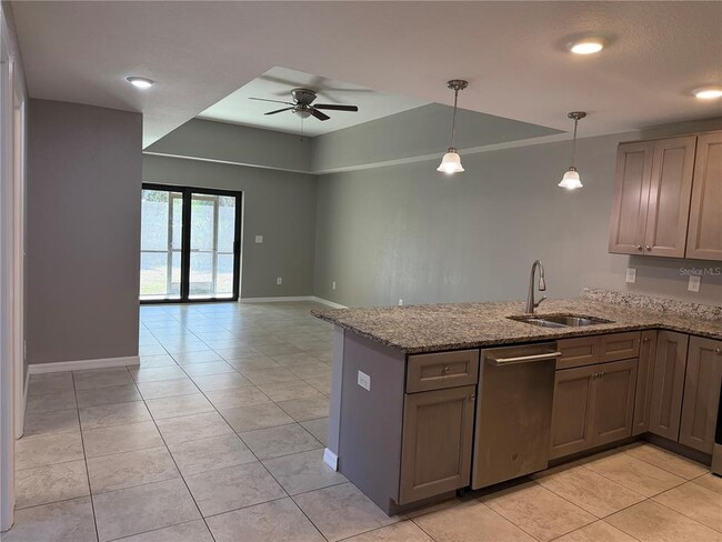 Photo - 17107 Thompson Ave