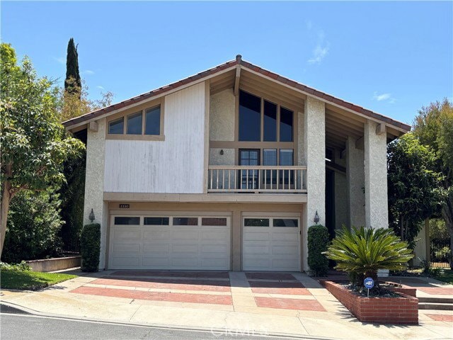 Building Photo - 2230 E Vista Mesa Way