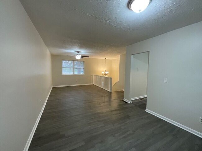 Photo - 2336 Pebble Rock E