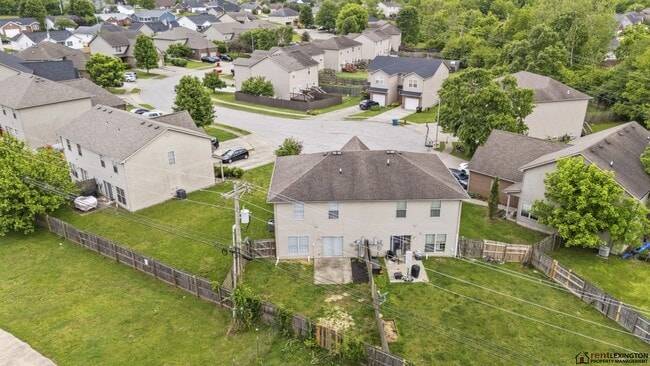 Photo - 136 Lowell Ct