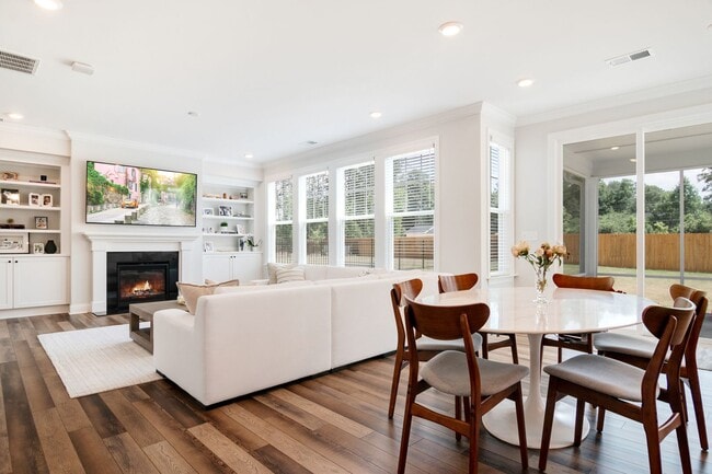 Photo - Stunning 5 Bedroom Home in Desirable Channing Woods