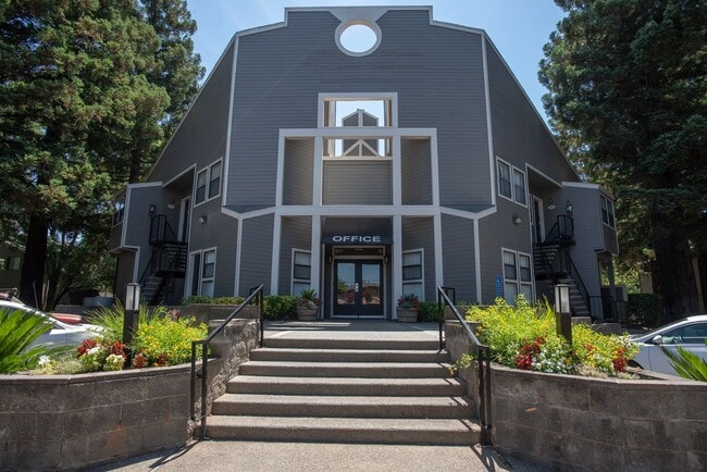 Zinfandel Ranch Apartments