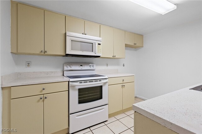 Photo - 12658 Kenwood Ln Unit D