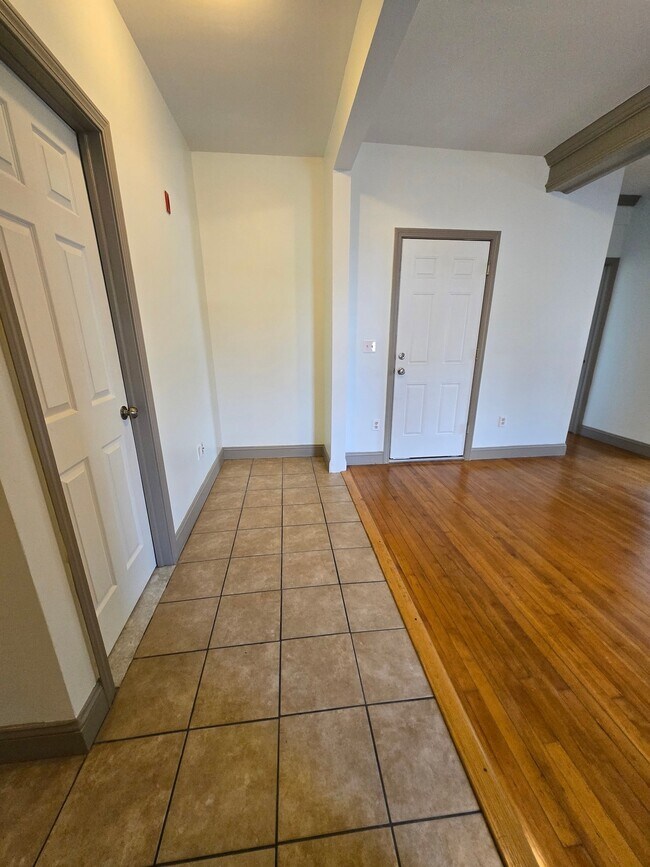 127 Pearl St Unit 2N