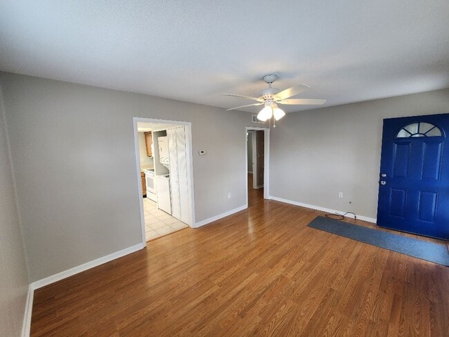 Photo - Reduced beachside bungalow!!