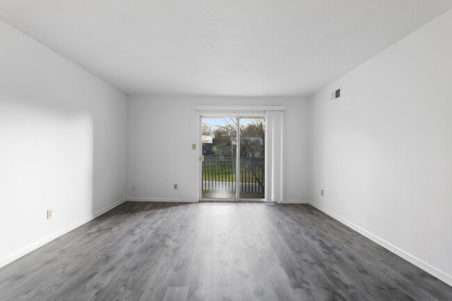 Stonegate Meadows Apartments
