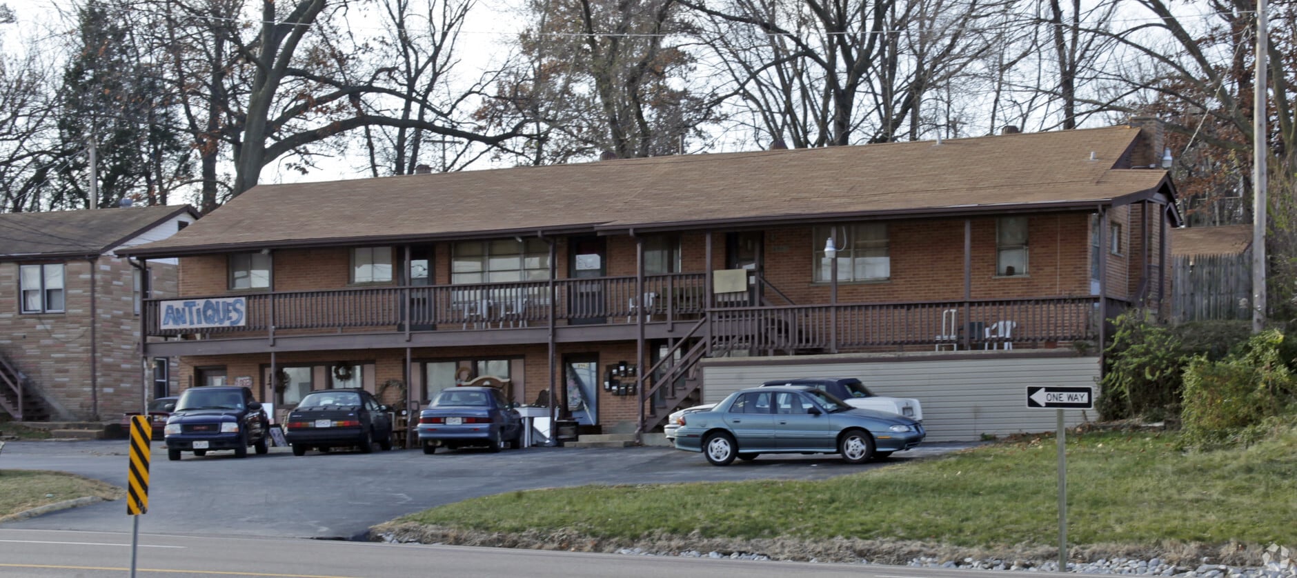 Photo - 8958 Natural Bridge Rd Apartments