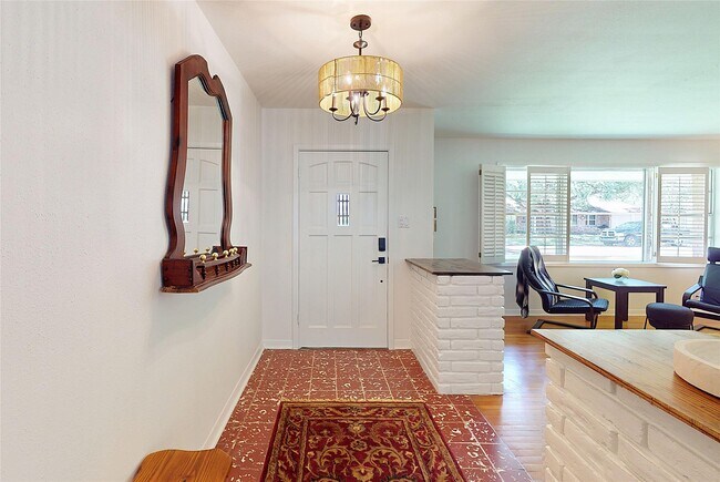4826 Waynesboro Dr
