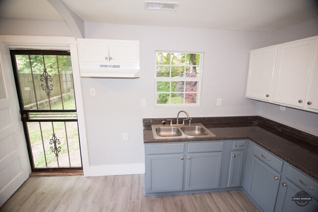 Kitchen - 2485 Harvard Ave