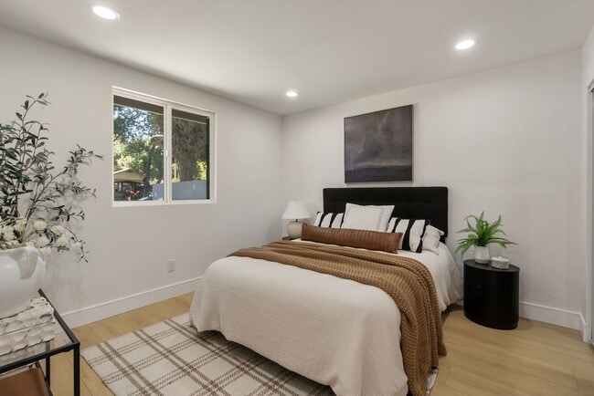 Photo - 2706 Cochran Ave Unit 2706 S. Cochran Ave