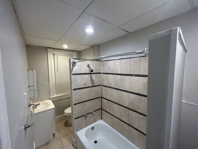 Photo - 802 N 8th St