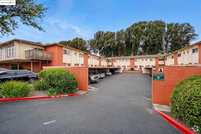 Building Photo - 27505 Tampa Ave Unit 16 Rental