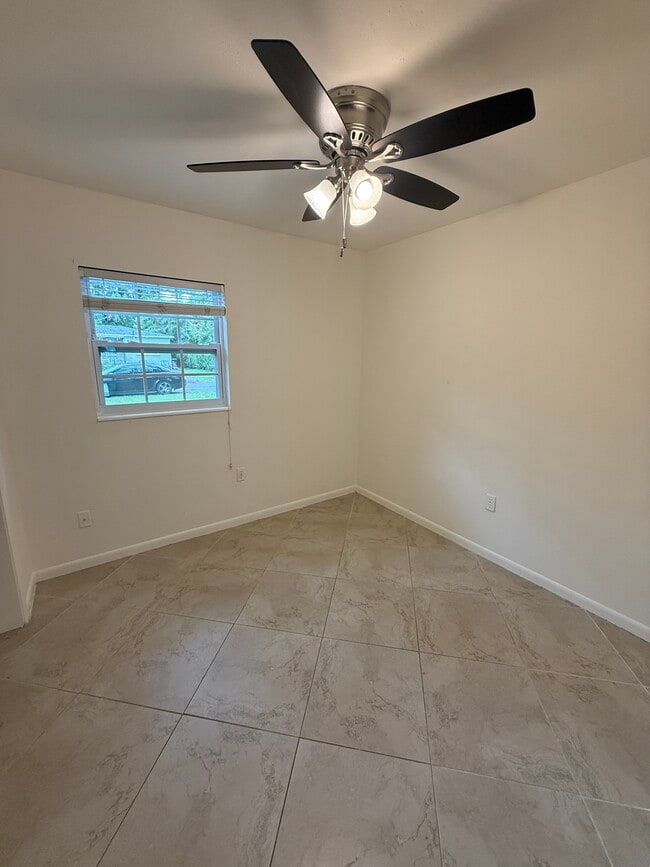 Building Photo - 2315 Carroll Pl Unit Room 4