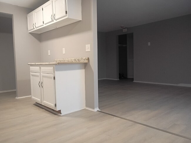 Photo - 13540 Superior Rd Unit 313