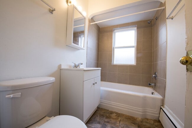 Photo - 5018 W Jackson Blvd Chicago, IL 60644