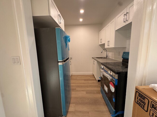 Photo - Freshly Renovated Bachelor Apartment Unit 19