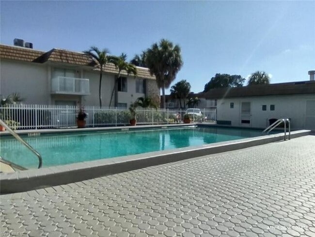 Photo - 1830 Maravilla Ave